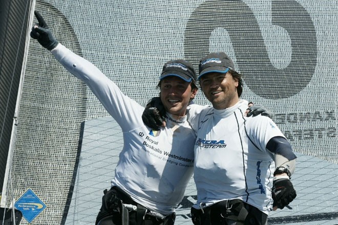 Winners line honours Pols/Dubbeldam © Laurens Morel